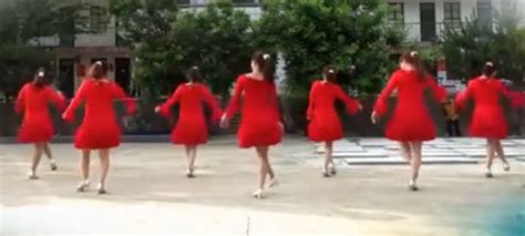 初学第一步广场舞怎么跳