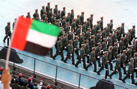 伊朗公开一组两伊战争图片，士兵们的精神不错，常靠人海战术获胜