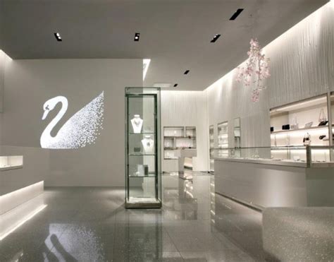 施华洛世奇（swarovski）全新上海旗舰店，打造独特的创新感体验 – 米尚丽零售设计网 MISUNLY- 美好品牌店铺空间发现者