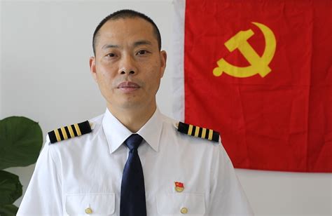 《中国机长》最新预告 信心是求生的源泉_3DM单机