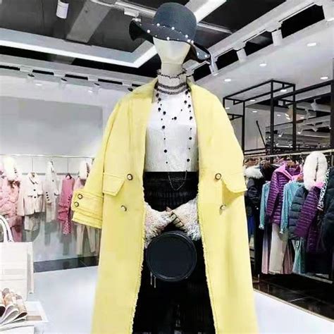 杭州四季青穿版模特变身主播 抓住机会成为下一个薇娅-中国网