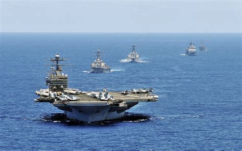 美军核航母战斗群开进韩国 韩朝发强烈战争威胁_新浪新闻
