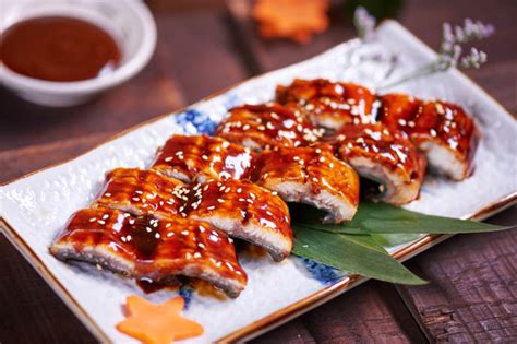 烤活鳗鱼,中国菜系,食品餐饮,摄影,汇图网www.huitu.com