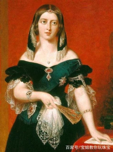 19世纪英国维多利亚女王的经典珠宝巡礼-中国珠宝行业网