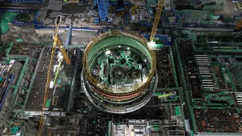 徐大堡核电站1号机组最重模块CA20顺利吊装就位
