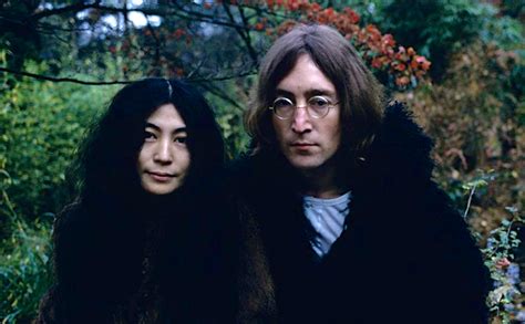 约翰，列侬和女友小野洋子，1968年12月|披头士|洋子|摇滚乐队_新浪新闻