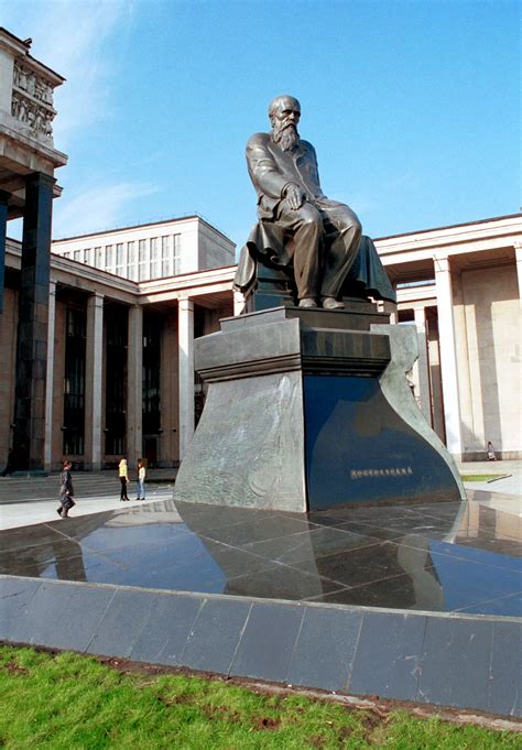 1881年2月9日，俄国文学家陀思妥耶夫斯基去世