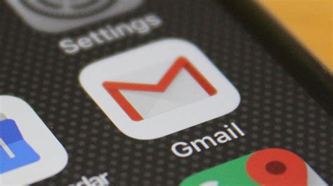 Gmail launches its first public iOS beta to test support for third ...