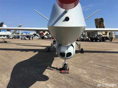珠海航展上的中国无人机霸气亮相：全副武装捍卫祖国尊严