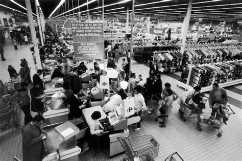 老照片 1973年琳琅满目的法国超市 当年中国还要凭票供应__财经头条
