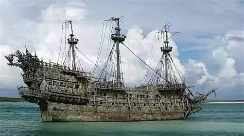“玛丽·西莱斯特”号幽灵船：船上物品完好，船员却全部人间蒸发 – 旧时光