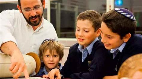 以色列：部分学校重新开学_时图_图片频道_云南网