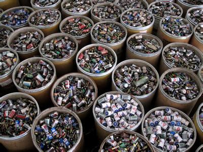 兰州银行回收废旧电池公益活动受欢迎-行业动态-电池中国网