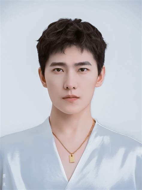 杨洋超帅壁纸图片