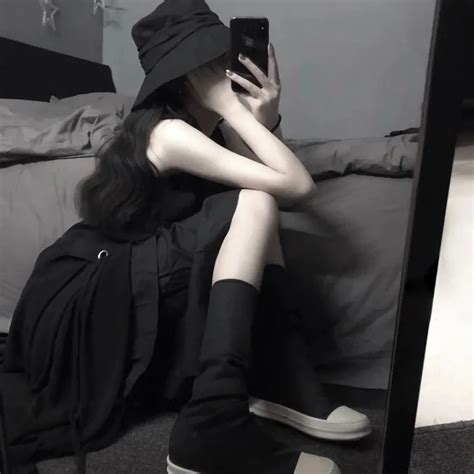 高清半身jk部位女头.图片