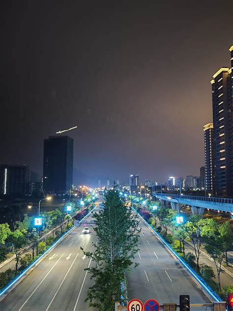 龙湾：温州大道（龙江路-茅永路）段夜景照明工程竣工验收