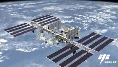 国际空间站将利用加拿大机械臂把使用寿命过期的日本科研设备抛离 - 神秘的地球 科学|自然|地理|探索