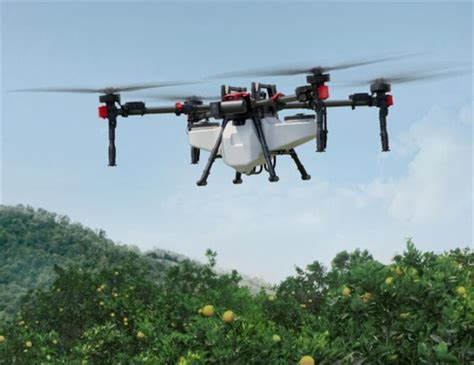 农业无人飞机 - 极飞科技XAG