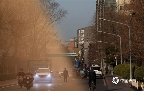 沙尘暴过后蓝天回归 一组图看北京沙尘前后天空对比-图片频道