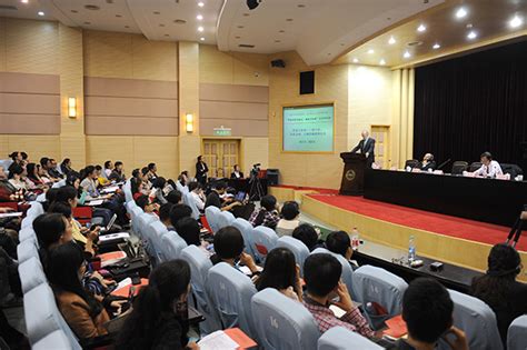 “中国文学走出去：挑战与机遇”学术研讨会在上外举行