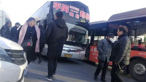 郑州县际大巴恢复首日，6辆大巴坐了37人发车-大河新闻