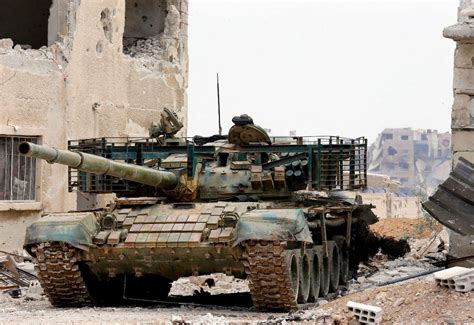 叙利亚政府军弄丢T-90坦克再次现身战场已成敌人_凤凰网
