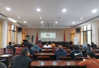景洪市市场监督管理局召开企业落实食品安全主体责任培训会