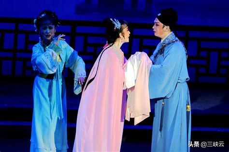 中国传统戏剧黄梅戏好看吗？看完女驸马这几张照片，你会喜欢上黄|女驸马|黄梅戏|形象_新浪新闻