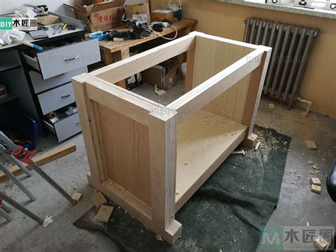 木匠师傅家具制作，手工制作实木餐桌的过程-木匠圈网