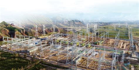 近日，定西兰临750千伏变电站正式建成投运，该工程将推动定西能源优势向经济优势转化，为定西经济社会高质量发展注入电网动能。