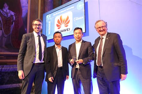 华为AI BMS荣获“全球新能源汽车前沿及创新技术”奖-华为数字能源