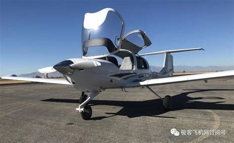 出售2架二手钻石DA40飞机，正常维护保养，文件轻型完整，正常飞行状态！ – 中国民用航空网