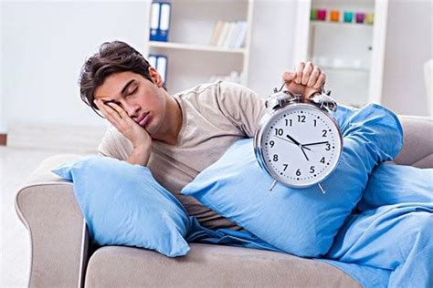 经常半夜突然“自然醒”再难入眠，怎么回事？或是这4个原因|睡眠障碍|睡眠|自然醒_新浪新闻