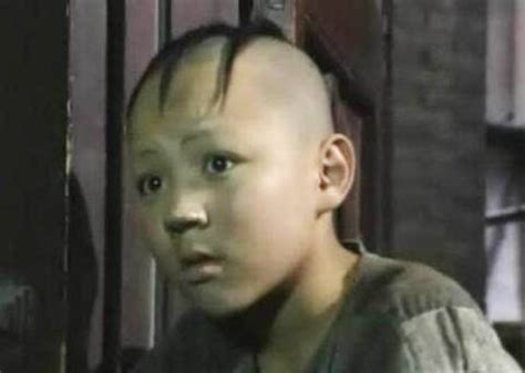 肖全的肖像摄影：1990年的女作家三毛_评论_雅昌新闻