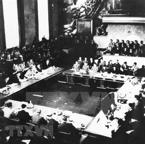 1958年，日内瓦第一次海洋法会议通过的公约包括（）。_题王网