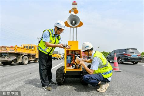 浙江湖州：机器人智能巡检 助力高速施工管理_新浪图片
