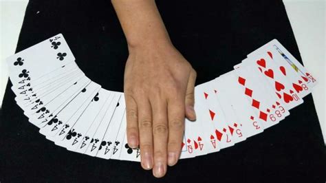 用扑克牌变魔术，简单易学_360新知