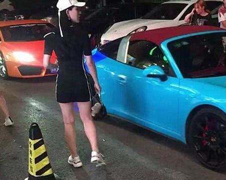 北京19岁美女开跑车闹市，结果碰见更有钱的富二代，尴尬了-新浪汽车