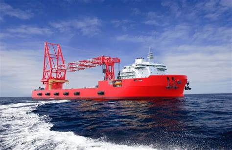振华重工签订5000吨自航式全回转起重船项目