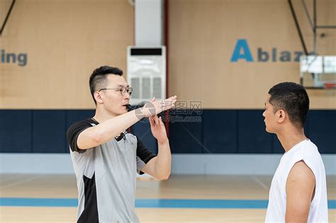 裁判团队：中国篮球裁判界的“国家队”_腾讯视频