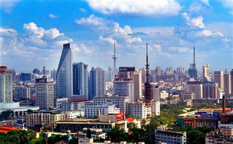 湖北宜昌与东北哈尔滨的2020上半年GDP出炉，两者排名怎样？-搜狐大视野-搜狐新闻