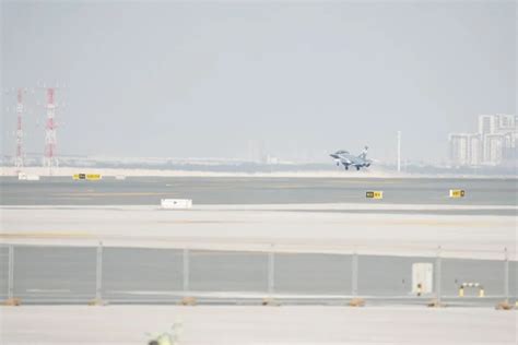 美媒称中国无人机亮相迪拜航展 阿联酋军方青睐有加_手机新浪网