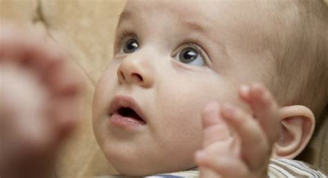 三个月婴儿厌奶怎么办（5个月宝宝厌奶怎么办）-幼儿百科-魔术铺