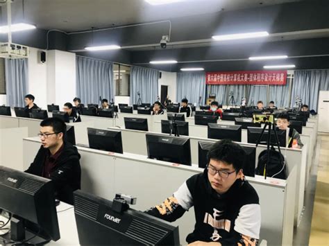 计算机学子在第六届中国高校计算机大赛团体程序设计天梯赛中获佳绩-武汉工程大学教务处
