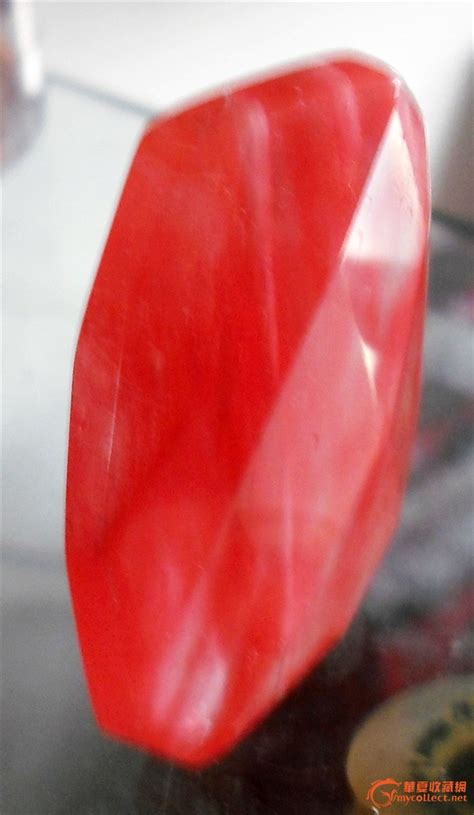红水晶的功效与作用 红水晶价格怎么样 - 冰种玻璃种翡翠手镯挂件A货_翡翠原石种水等级划分鉴定价格多少钱，国翠世家珠宝
