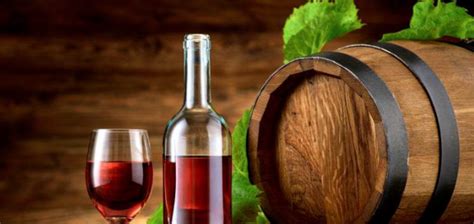 最全红葡萄酒酿造过程（附高清实景图）:葡萄酒资讯网（www.winesinfo.com）