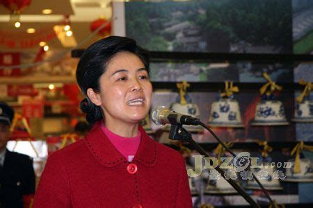 36岁华裔女性当选波士顿市长，该市史上首位亚裔女市长