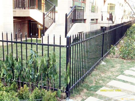 10种不同风格的别墅庭院围栏设计 - 成都一方园林绿化公司