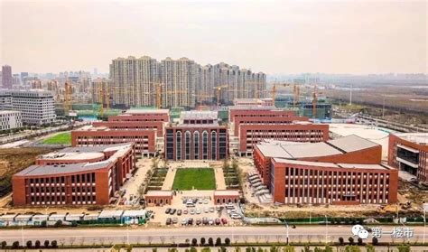2011年，合肥一中成为北京大学“中学校长实名推荐制”学校。