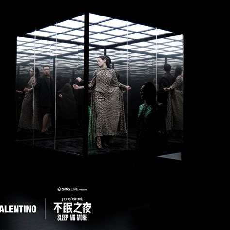 VALENTINO华伦天奴成为浸入式戏剧《不眠之夜》上海版2023年度时尚合作伙伴 结合时尚与戏剧的力量 呈献首场独一无二的沉浸式特别演出《The Box盒》